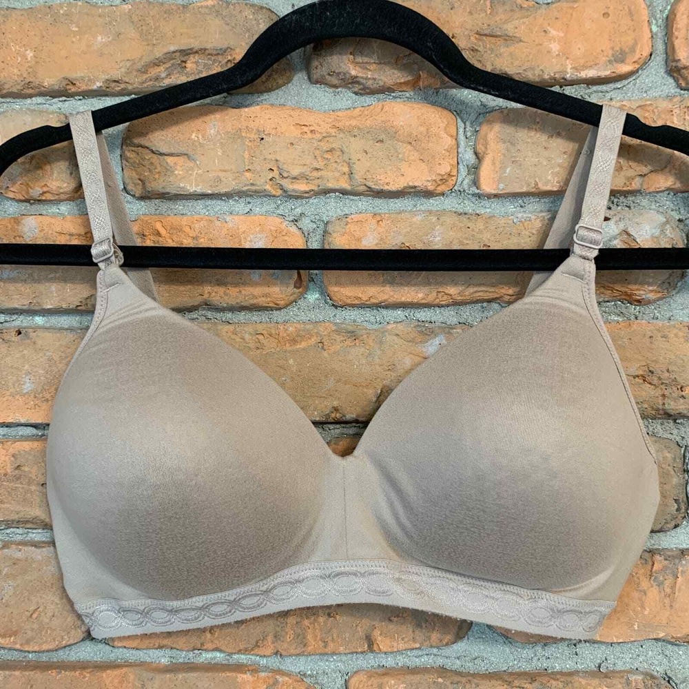 Warner's Blissful Benefits Wireless Bra RM1691W Womens Size 36D Padded Comfort‎